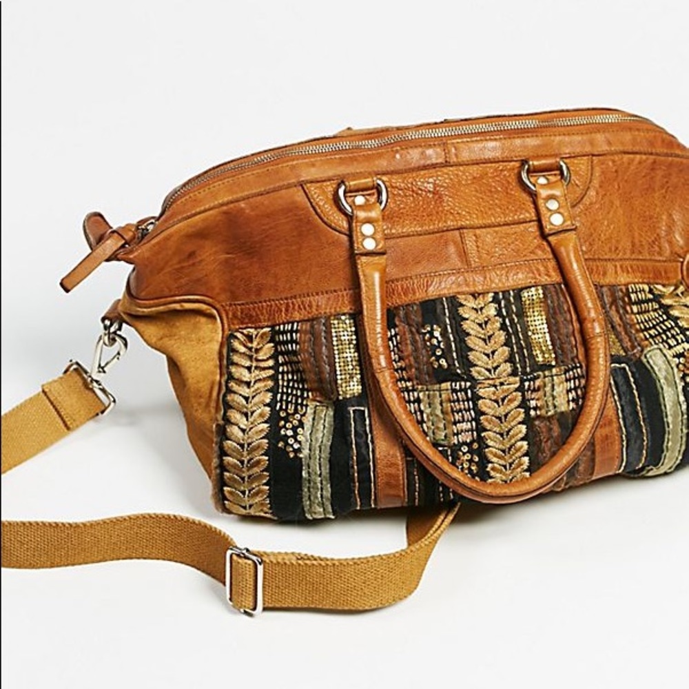 Santa Clarita free people tote bag